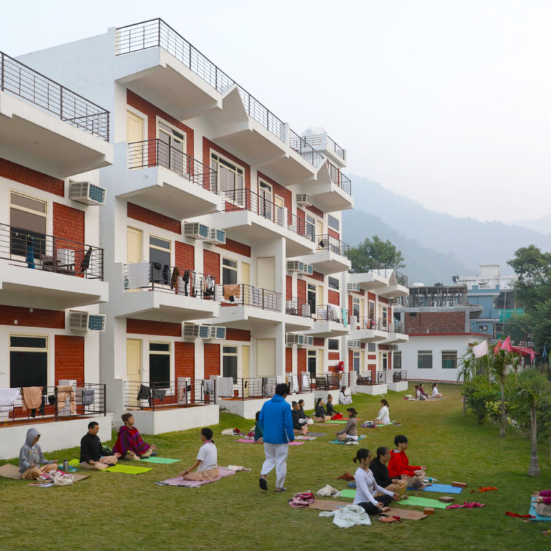 23-yoga-vini-teacher-training-rishikesh